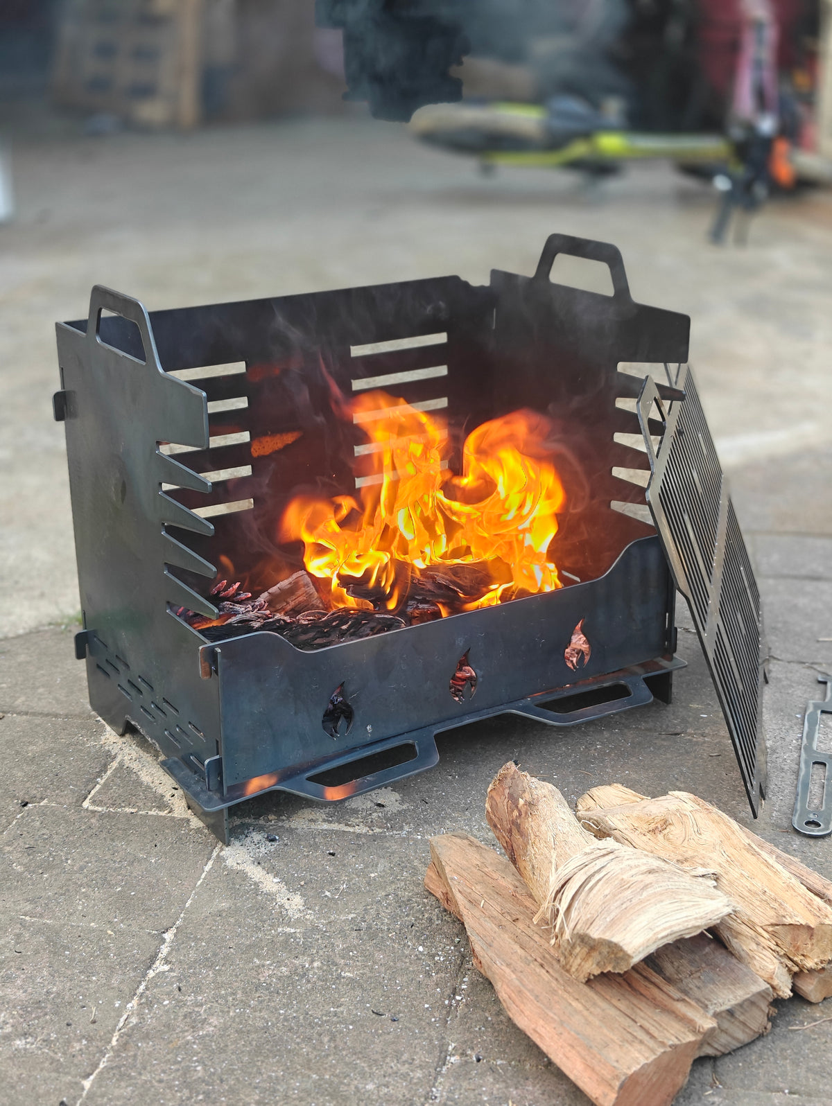 Firepit/ charcoal BBQ